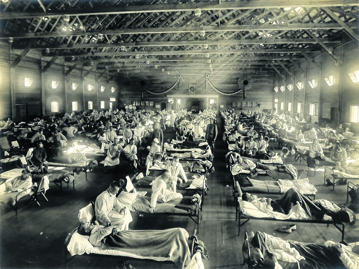 Una de las mayores diferencias entre la pandemia de 1918 y la actual es la duración. La enfermedad de 1918 afectaba por lo general a una comunidad determinada durante seis a ocho semanas.