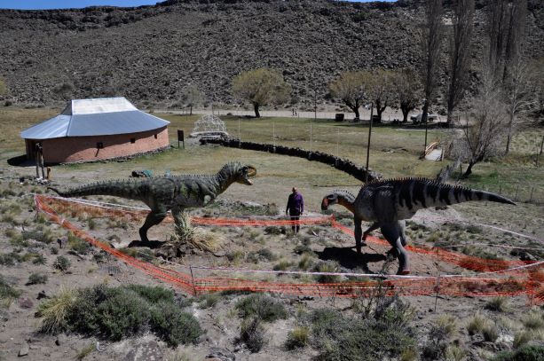 Los dinosaurios se pueden ver en cualquier entorno a través de un dispositivo móvil y Google.