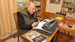 Cultura busca  revalorizar el acervo del escritor Elías Chucair