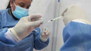 Amplían a toda la provincia de Neuquén la vacunación de 55 a 59 años sin factor de riesgo