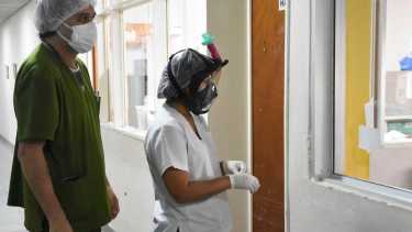 La cifra de muertos sigue alta mientras bajan levemente los contagios. (Foto: Emiliana Cantera)