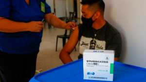 Vacunan hoy a todas las personas mayores de 35 años que no tengan ninguna dosis en Roca