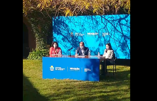 Vizzotti, Gutiérrez y Peve en conferencia de prensa. 