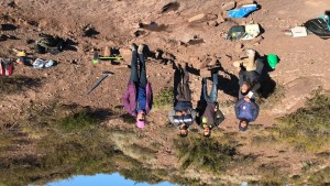 Encuentran un reservorio de huellas de dinosaurios en un yacimiento de Neuquén
