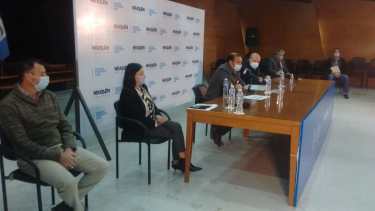 El gobernador Gutiérrez habló de la vacunación esta mañana, durante el relanzamiento de la Red de Acompañamiento Comunitario. (Oscar Livera).-