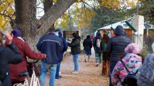En cuatro horas, reinscribieron a 450 personas para recibir la vacuna en Roca