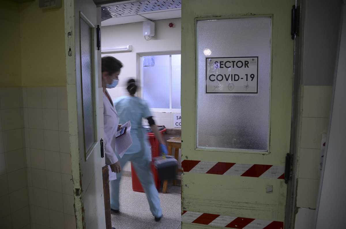 El hospital de San Martín de los Andes atiende los casos de covid-19. Archivo