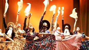 “Noche de Danzas» en Roca