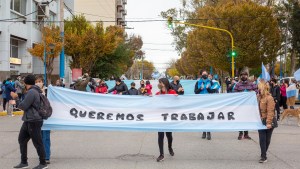 Comerciantes de Roca van a conferencia de prensa contra las restricciones
