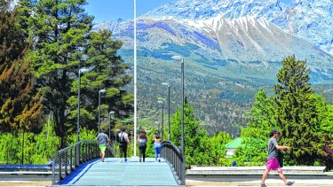 Las medidas contra los contagios comenzaron a regir este lunes en El Bolsón. Foto: archivo