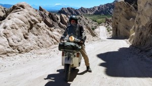 De Neuquén a Jujuy en una Vespa por la ruta 40: la inolvidable aventura de un italiano