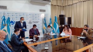 Gérez, el fiscal general, apoyó el referéndum que impulsa Gaido