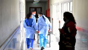 En Cipolletti solo queda una cama libre en terapia intensiva
