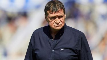 La esposa del entrenador no pudo superar la enfermedad.