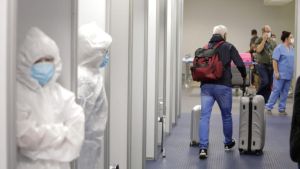 Viajero de Río Negro con la variante sudafricana: llegó a Cipolletti con el alta ya que se aisló en Buenos Aires