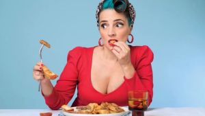 Por qué acusaron de racismo a Paulina Cocina en redes sociales