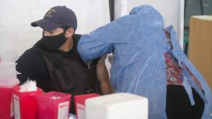 Vacunación covid: segundas dosis para el personal policial en Viedma