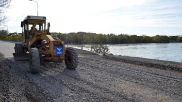 Reparan un tramo de la Ruta Provincial 7 de acceso a Valle Azul