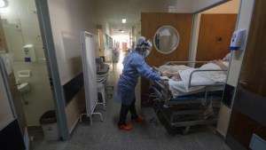 Río Negro registró hoy 17 muertos y 351 infectados de coronavirus: bajan los casos activos