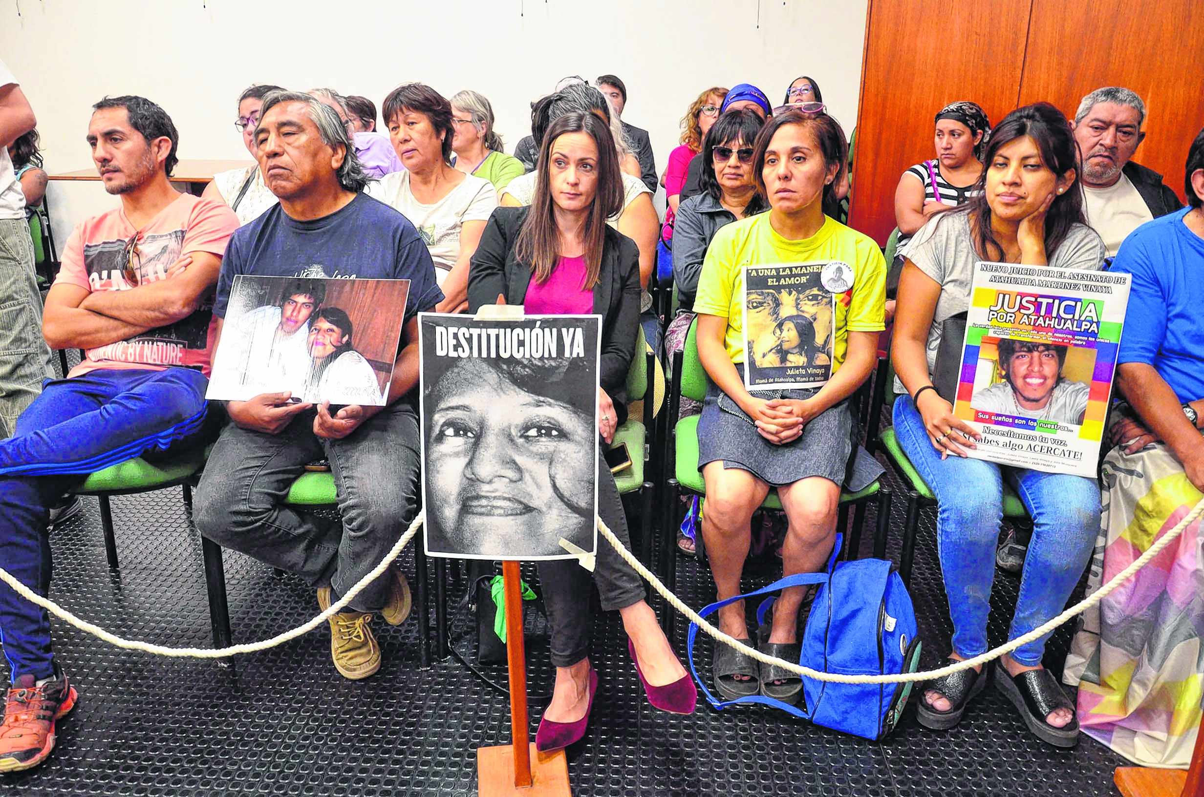 El reclamo de la familia durante el segundo juicio. Fotos: Marcelo Ochoa