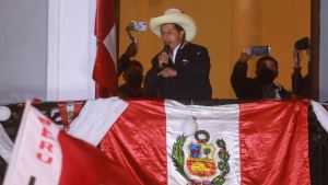 Fernández felicitó a Pedro Castillo por las elecciones presidenciales en Perú