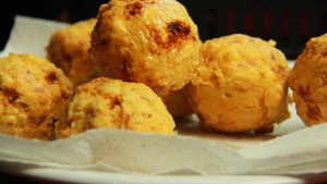 Curry de albóndigas de pollo con sticky rice