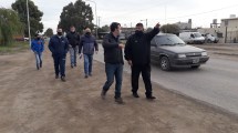 Imagen de Trabajan para garantizar la seguridad vial durante la obra en la avenida Perón de Viedma