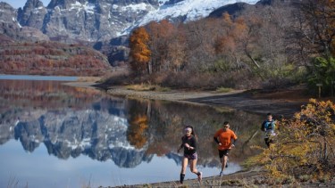 Los espectaculares paisajes de Lagunas de Epulauquen serán el escenario de la carrera de montaña. Foto: Martín Muñoz