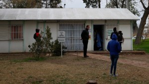 Buscan una solución a la falta de calefacción en la capilla del hospital de Roca