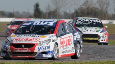 Manu Urcera ganó un carrerón del TN en La Plata