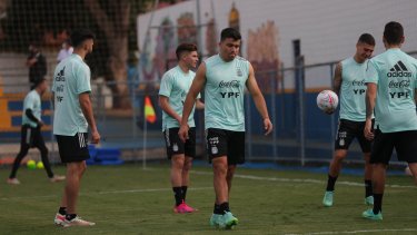 El zurdo fue una de las figuras contra Uruguay y pelea un puesto con Nicolás Tagliafico. 
