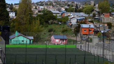 Crítico panorama de los complejos de fútbol al aire libre en Bariloche