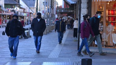 En las 24 horas últimas 52 pacientes se recuperaron y se confirmaron 31 nuevos casos positivos, según los datos oficiales. (Foto: Alfredo Leiva)