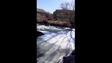 Ola polar: así se congeló una parte del río Catan Lil