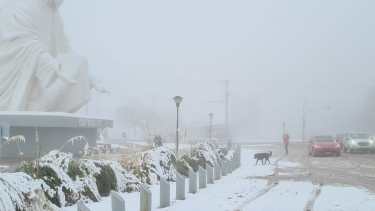 La nieve empezó a acumularse desde la madrugada (Archivo)