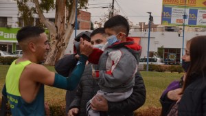 Atletismo y solidaridad unieron la barda sur y el centro de Roca