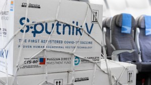 Llegó el vuelo récord de vacunas Sputnik V a Argentina