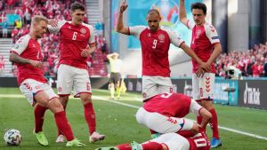 Se desmayó, lo reanimaron y fue estabilizado: el susto de Eriksen en la Eucoropa