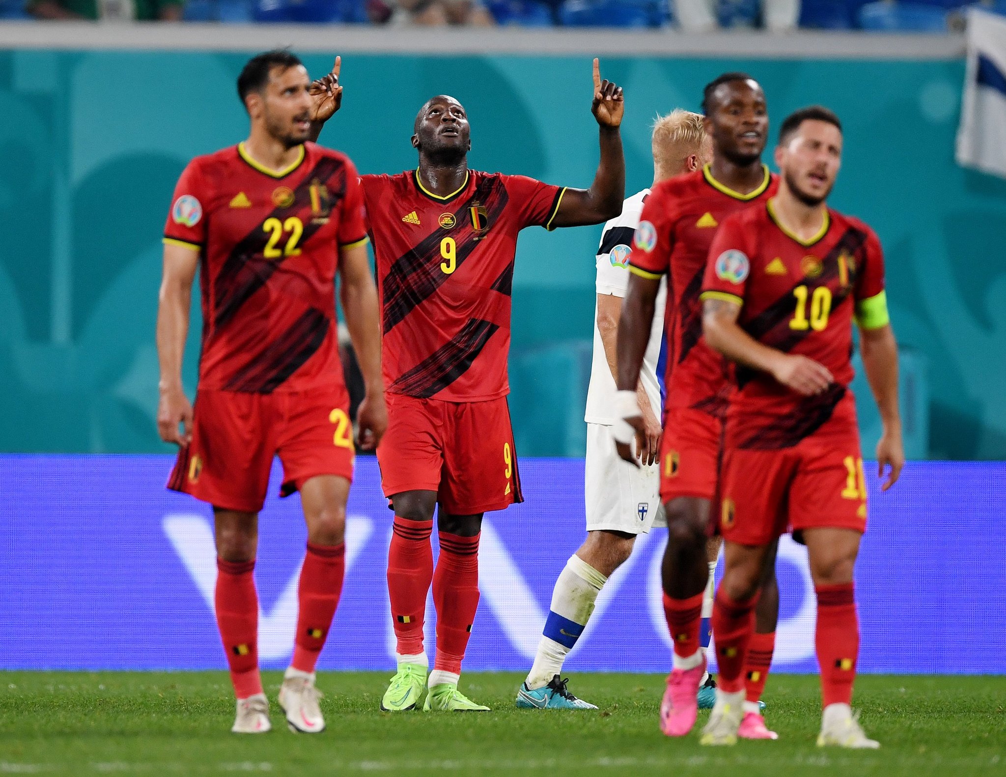 Romelu Lukaku cerró el marcador para Bélgica, que venció 2-0 a Finlandia.