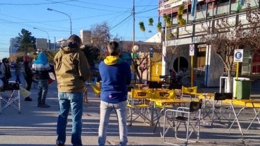 Gastronómicos de Regina pidieron ampliar el horario de atención