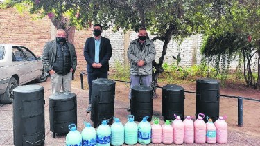 Las estufas y los 80 litros de jabón líquido se entregaron la semana pasada. Los internos ya hicieron varias donaciones.
