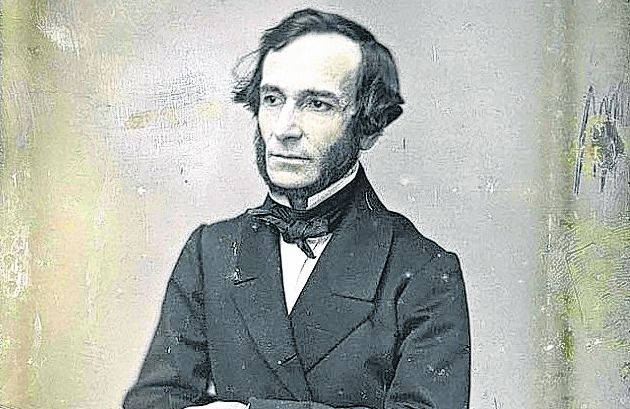 Juan B. Alberdi fue el artífice de la constitución nacional.