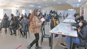 Se viene otra jornada de vacunación sin turnos en Roca, ahora para mayores de 35 años