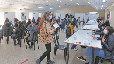 Se viene otra jornada de vacunación sin turnos en Roca, ahora para mayores de 35 años