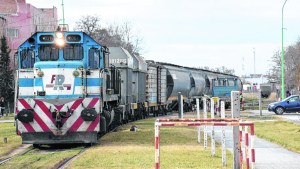 Tren a Vaca Muerta abrió una grieta entre el MPN y el kirchnerismo