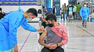 En Neuquén se superaron las 390 mil dosis aplicadas desde diciembre. (Foto: Florencia Salto)