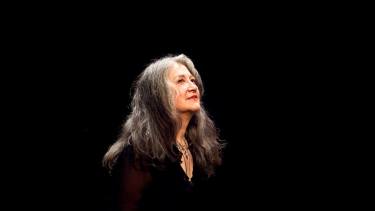 Martha Argerich: 80 años de una vida signada por el desbordante talento natural