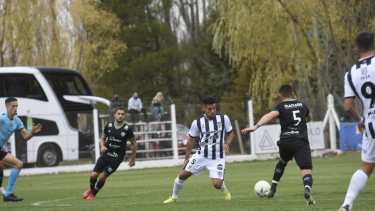 Cipo visita a Villa Mitre en Bahía Blanca. (Foto: Florencia Salto)