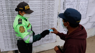 Ajustada definición del balotaje presidencial en Perú. Foto: AP
