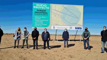 Hubo un recorrido por el parque industrial de Plaza Huincul (Gentileza)